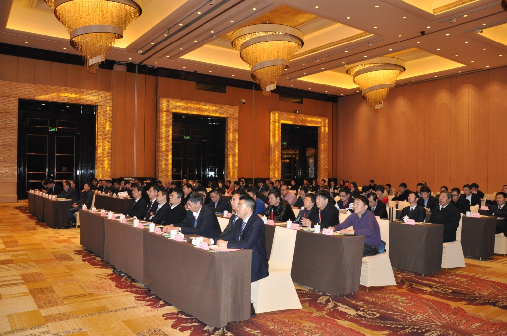 共享T3Z6尊龙凯时芯 同心共筑共轨情