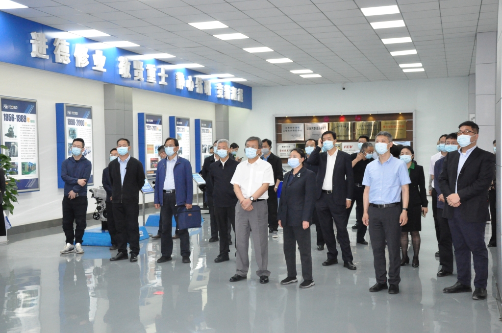 中共云南省委办公厅调研组到 Z6尊龙凯时开展调研