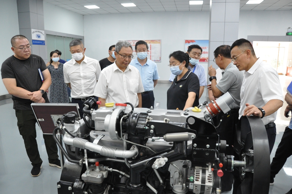 昆明市高端装备及汽车制造工业链主要向导到Z6尊龙凯时动力开展调研